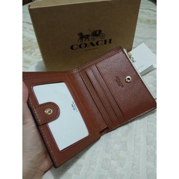 Coach Snap Card Case in Pebble White