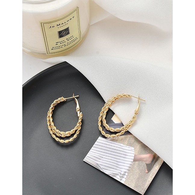 LRC Anting Tusuk Fashion Golden Geometric Irregular Spiral Earrings D77311