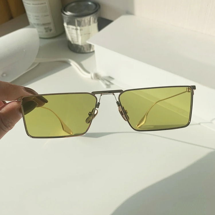 2021 Fashionable retro metal small frame square men and women trend Korean sunglasses