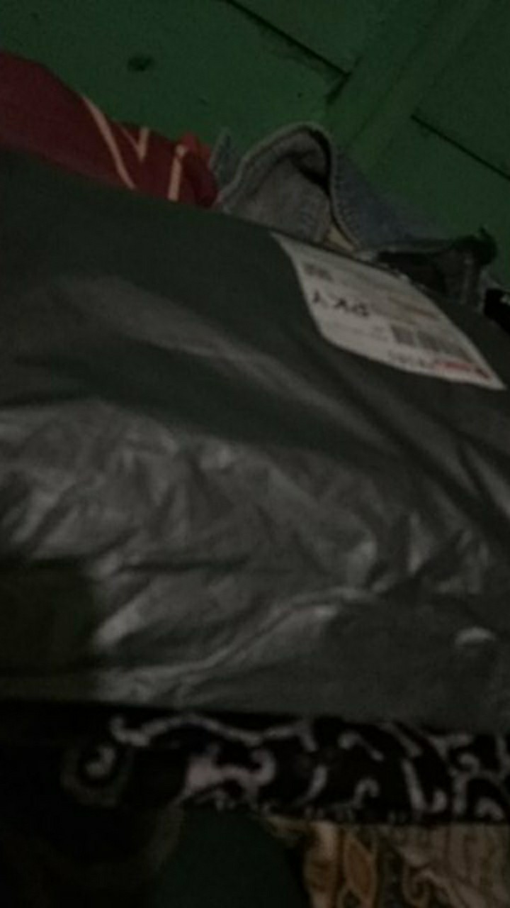 Kemeja Batik Pria Lengan Panjang Motif Wayang