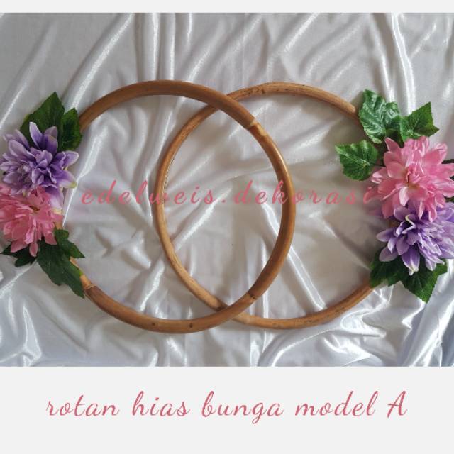 Lingkaran hias / Rotan hias / Ring Hias / dan huruf kayu dekorasi lamaran