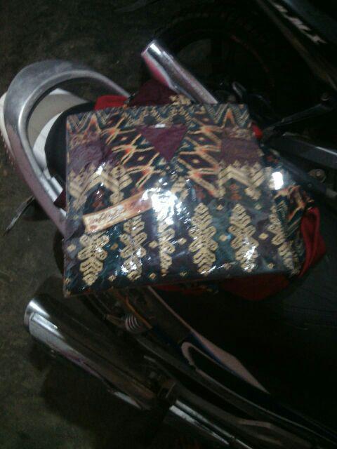 Fashion Muslim Ayunda Zavira Batik Couple