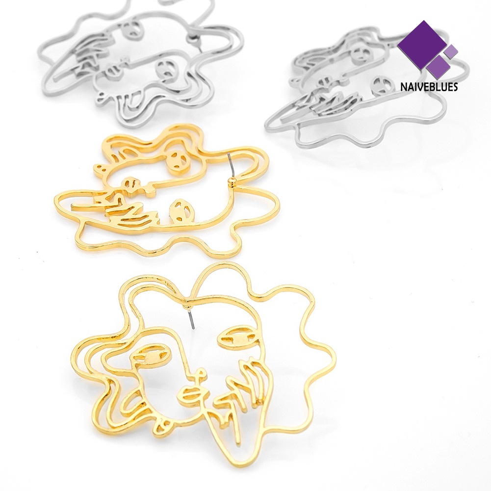 Anting Stud Desain Wajah Abstrak Model Hollow Untuk Wanita