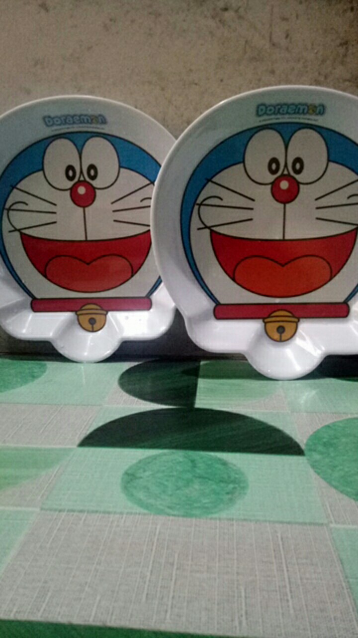 Piring Melamine 9 Inch, Mangkok 7,5inch Muka Doraemon / Pcs