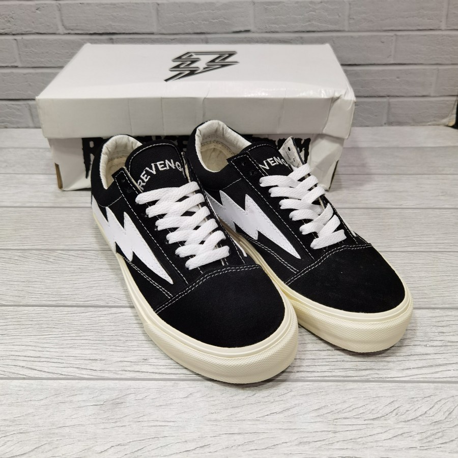 Vans old skool Revenge x torm  black white warna kode waffle dt bnib vans oldskool prime size 38-43