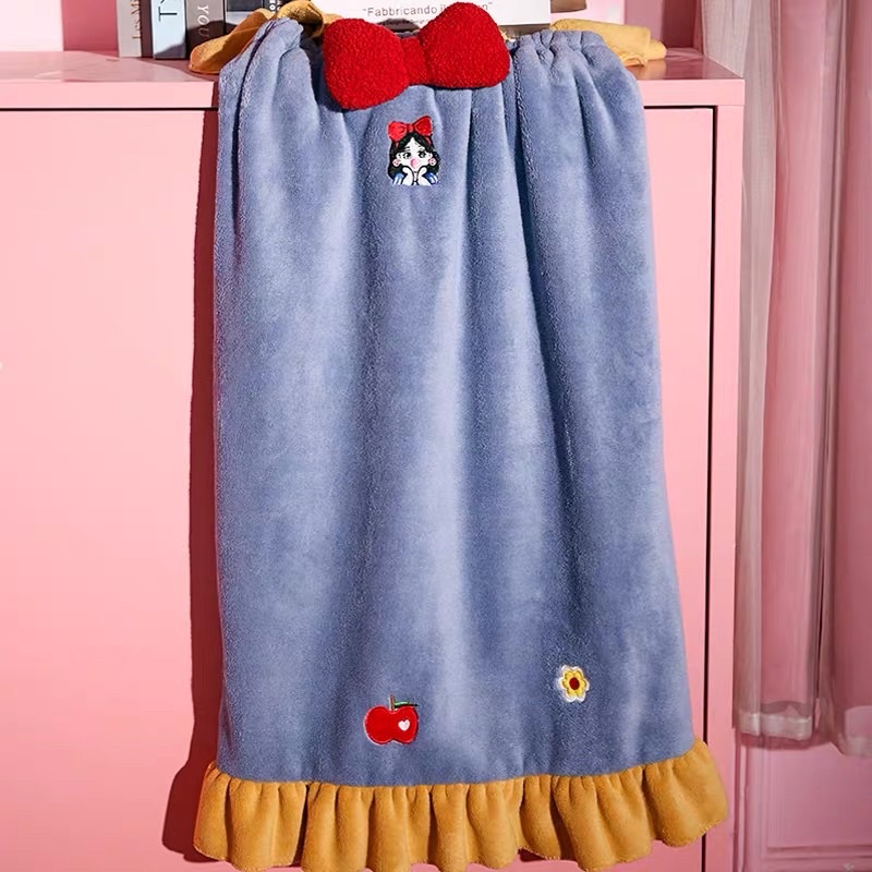 KIMONO IMPORT PREMIUM QUALITY SNOW WHITE / HANDUK MANDI DEWASA LEMBUT / KIMONO HANDUK JUMBO MOTIF DISNEY / CUTE HOODIE TOWEL / HANDUK MANDI DAYA SERAP TINGGI / PIYAMA KIMONO MOTIF LUCU