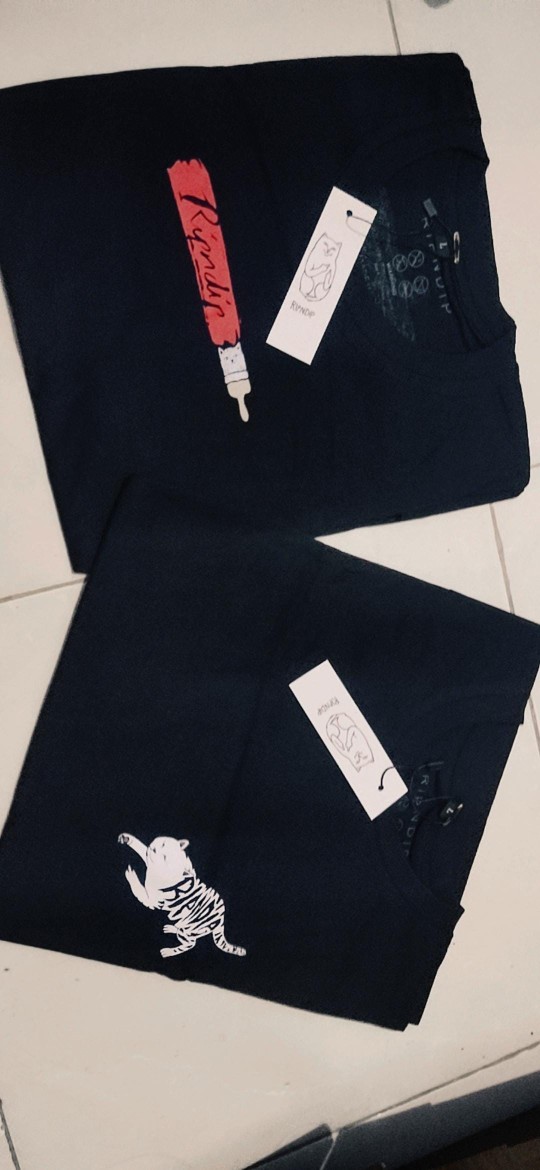 Kaos Skate & Surf High Quality Adn052