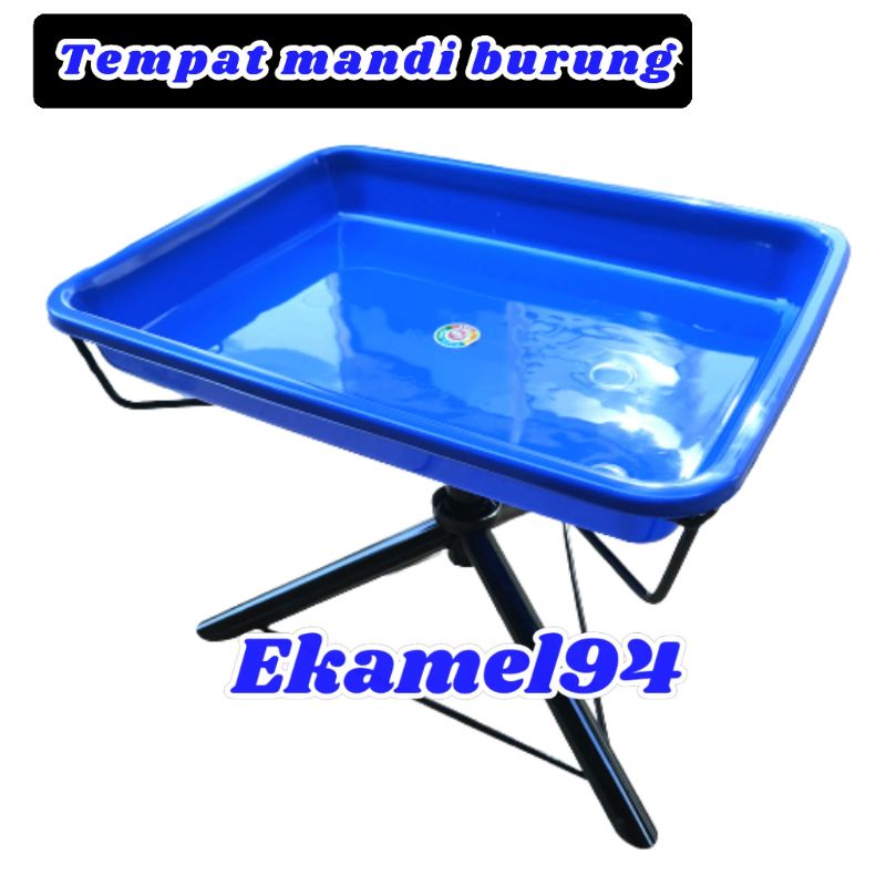 Karamba tempat mandi burung