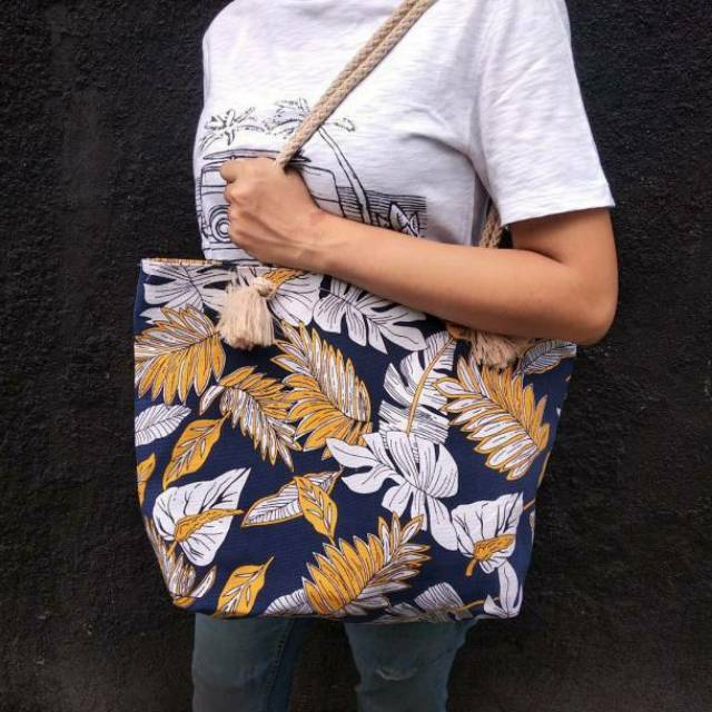 Tas Kanvas Sumbu / Totebag Kanvas Sumbu/ Tote bag Kanvas