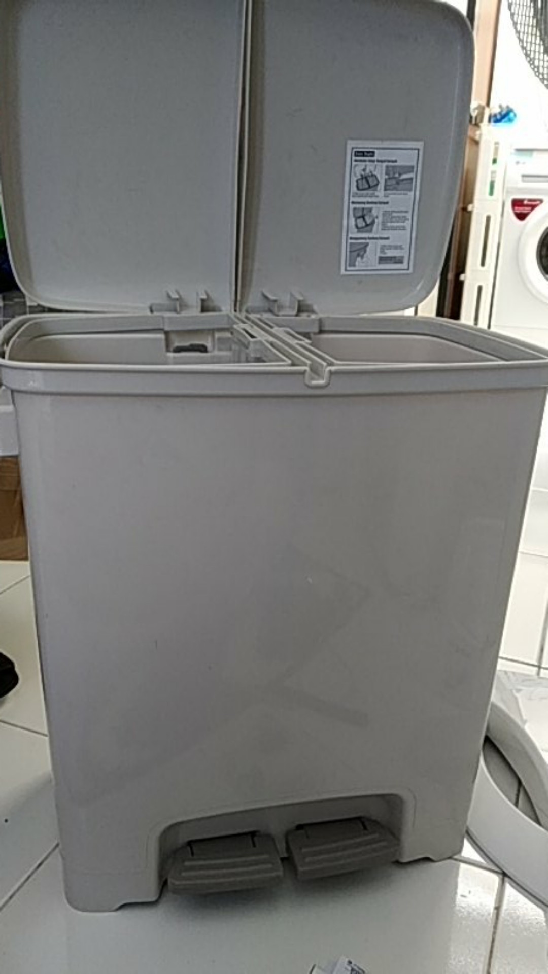 Tempat Sampah Injak  Non Organic /organics Claris 1164 Geo 40ltr