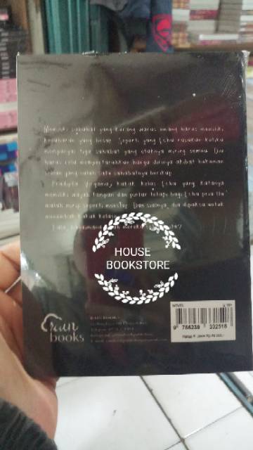 NOVEL DIPSHAKERTAS : BOOKPAPERPENULIS : NADAINUN-1