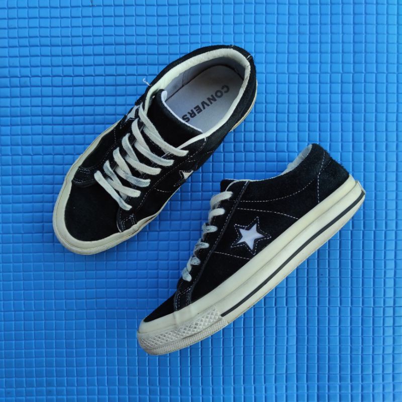 Converse one star