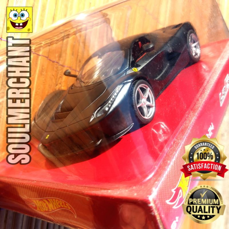 Hotwheels Skala 1:24 Ferrari LaFerrari Hitam