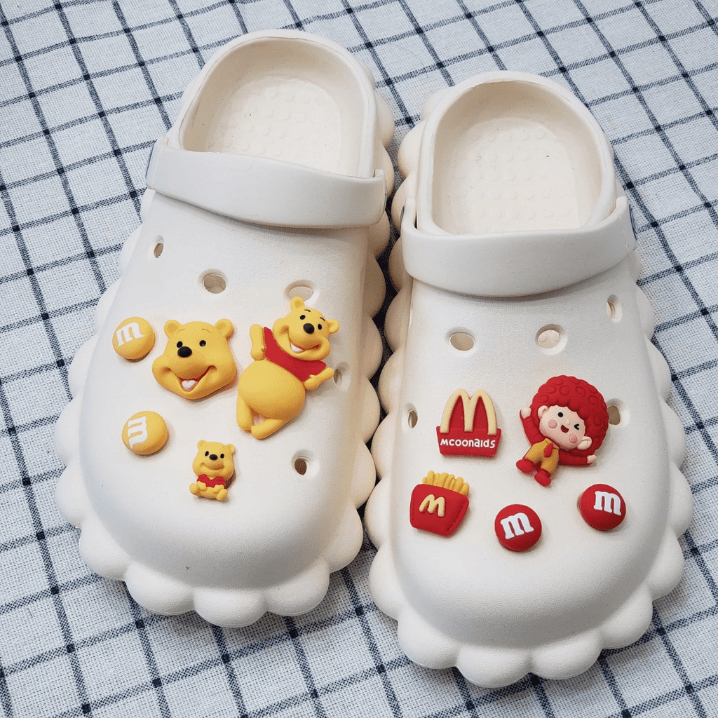 ✨shinyDIY✨Crocs jibbitz: aksesori cantik untuk sepatumu❤️10 Pcs Aksesoris Sepatu Desain Kartun Winnie the Pooh-croc jibz / Button croc / Charm