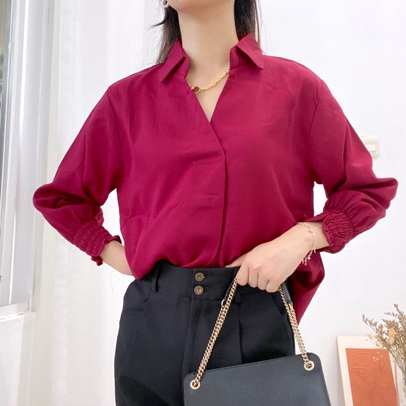 VS - KARA V-Neck Blouse with Collar / Atasan Wanita Kantor Casual Lengan Karet