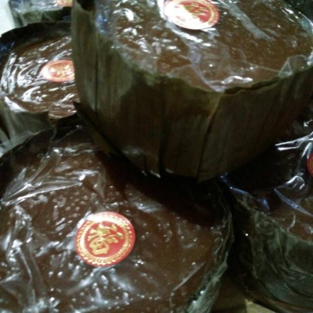 Kue keranjang daun pisang