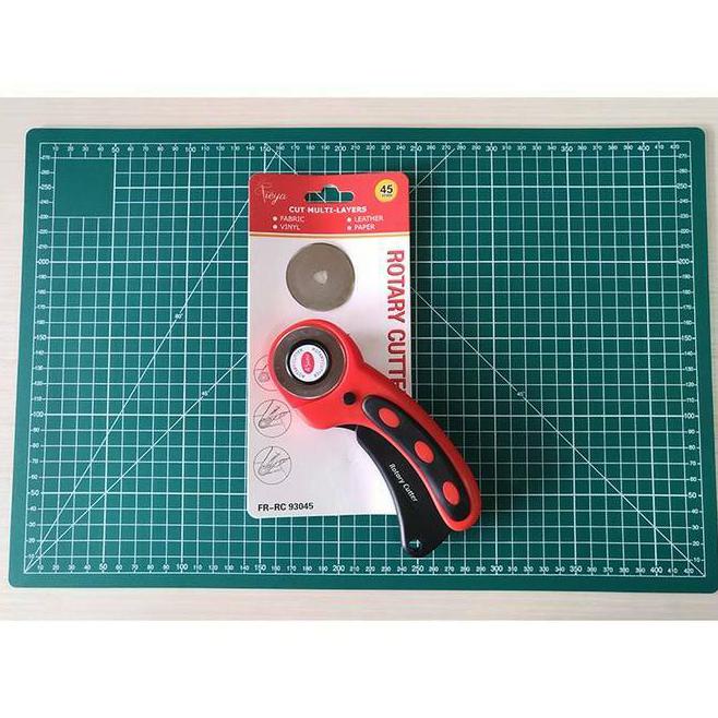 

Paket Hemat Cutting Mat Self Healing A3+ Rotary Cutter+ Refill