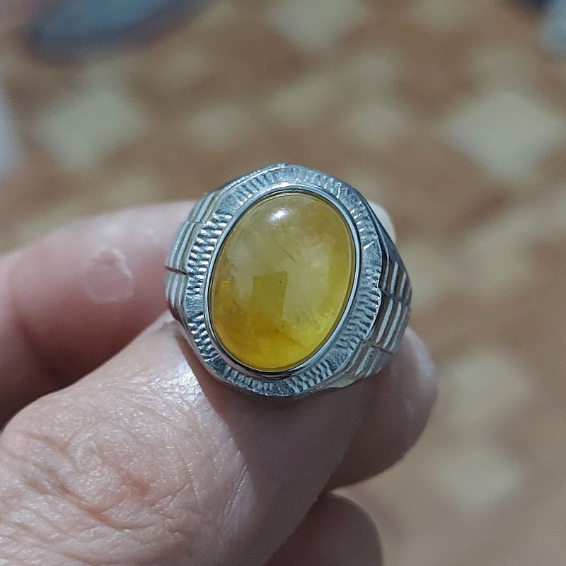 natural yakut/yellow sapphire