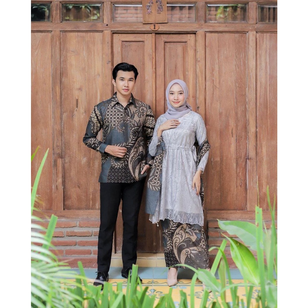 WID BATIK KEBAYA COUPLE SEMI PRANCIS Katun BAHAN KEBAYA FRANCE CORNELI COUPLE MECCA 3 BATIK COUPLE