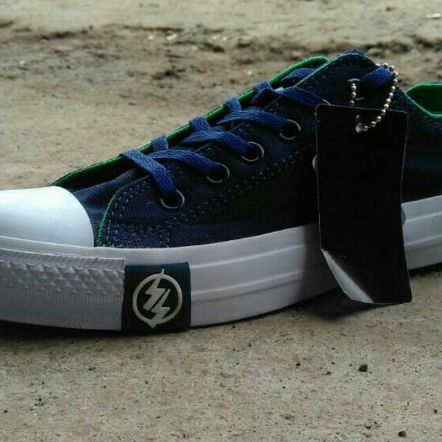 Converse Premium Dragon