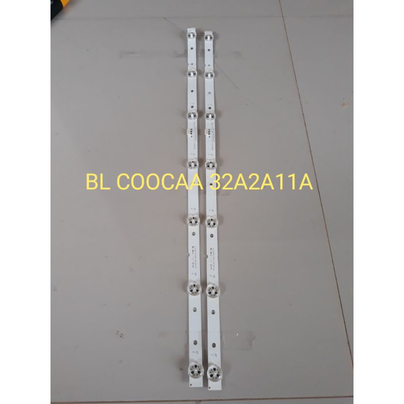BL-LAMPU BACKLIGHT TV LED COOCAA 32A2A11A 2BATANG 7KANCING 3V
