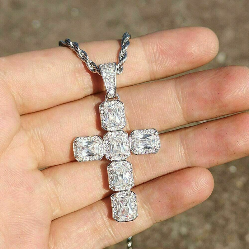 Kalung Liontin Salib Bahan Cubic Zirconia Untuk Wanita