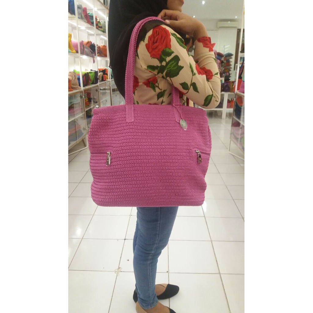 tas rajut dowa ririn