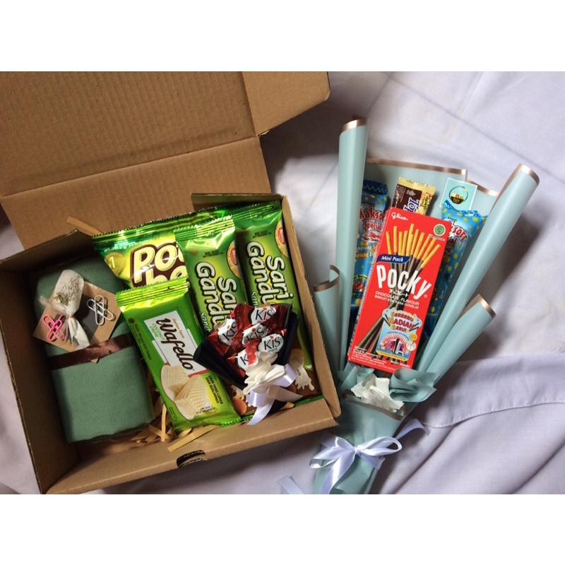 

Hampers Snack dan Hijab(MURAH)