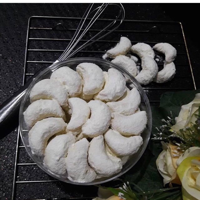 

Putri salju bulan