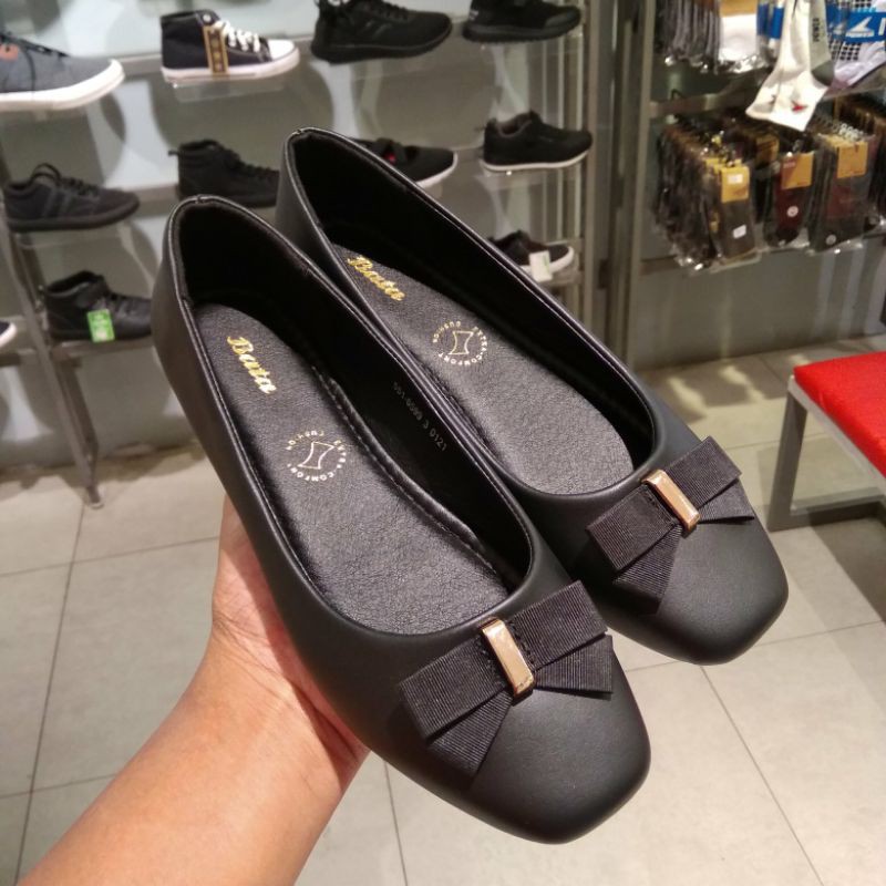 Sepatu Wanita Flat / Sepatu Kerja Flat Bata