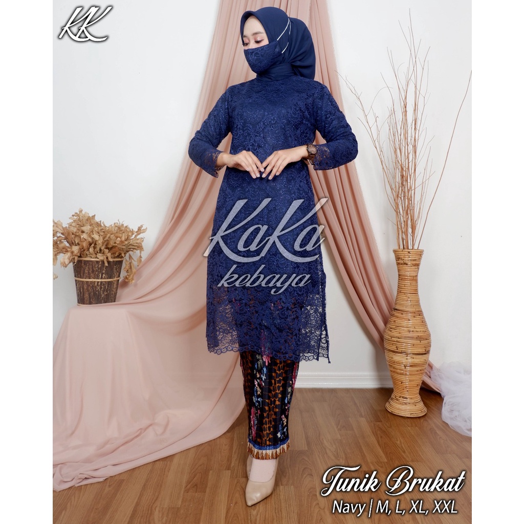 Setelan Kebaya Modern Longcape Brokat / Tunik Brukat Cream Mocca dan Lainnya