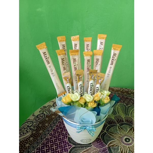 

Pot Snack hadiah ulang tahun/wisuda dan lainnya
