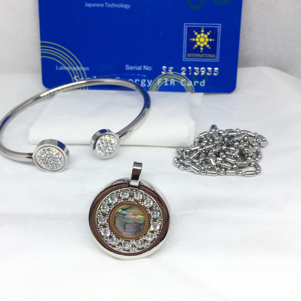kesehasatan KALUNG KESEHATAN QUANTUM PENDANT 1 SET DENGAN GELANG ORIGINAL BOX + SERTIFIKAT ion negat