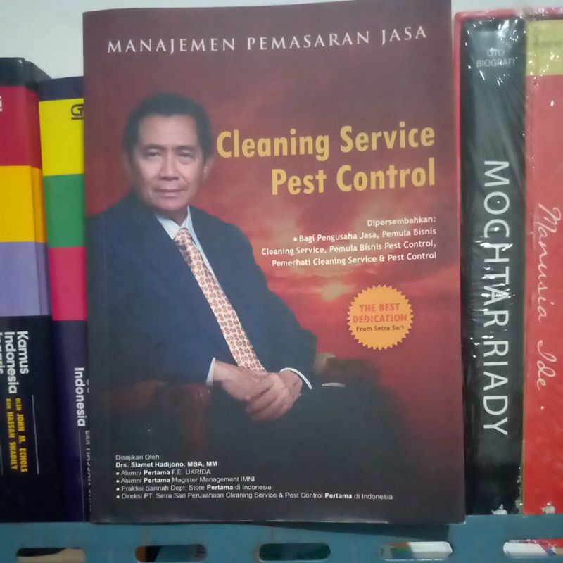 Manajemen Pemasaran Jasa. Cleaning Service Pest Control