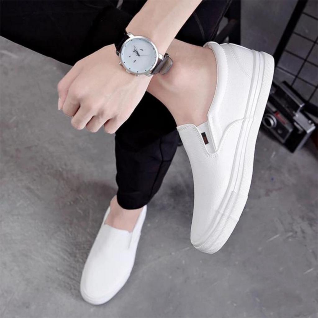 [BISA COD] FREE BOX SEPATU PRIA DAN WANITA VANS SLIP ON CLASSIC FULL WHITE SEPATU WANITA WALKERS SLIP ON KASUAL PUTIH POLOS PREMIUM QUALITY SEPATU TERLARIS