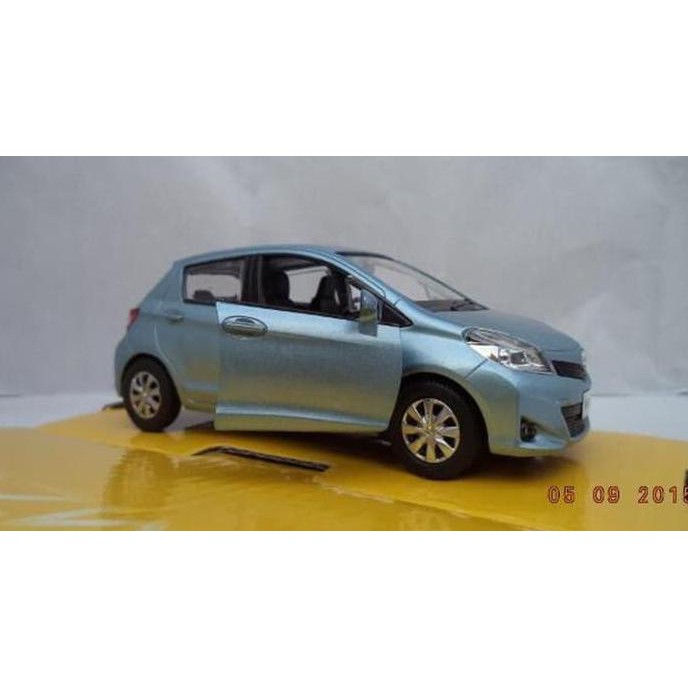 MAINAN New Mobil Mainan Toyota Yaris Light Green Diecast (Official Licensed MURAH