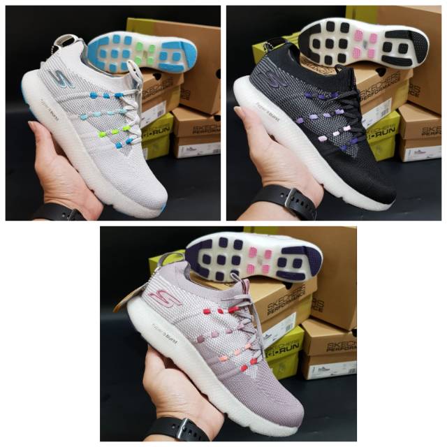 SKECHERS / Sepatu skechers wanita GO RUN 7 WOMEN + LENGKAP BOX