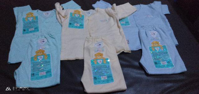 3 setel baju panjang  celana  tutup  kaki  bayi  3 6m Libby 