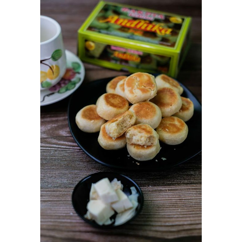 

Wingko & Bakpia Andhika Monoroso Oleh oleh khas Jogja