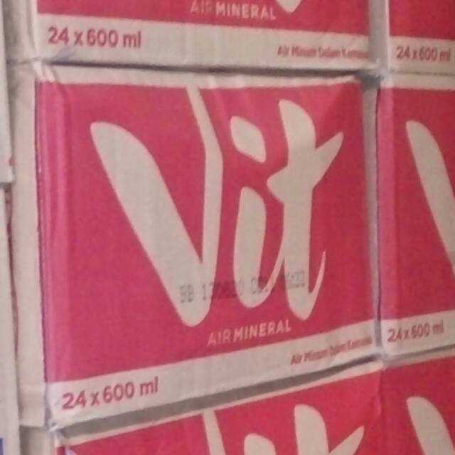

Air mineral kemasan