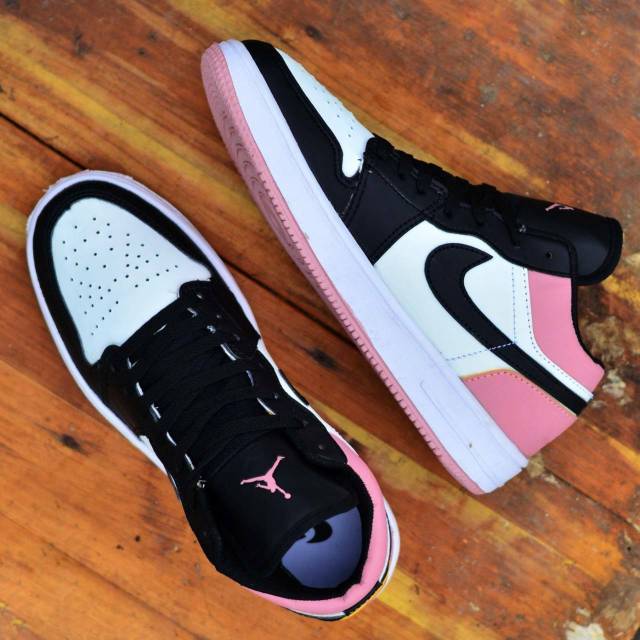Nike Jordan 1 Womens Casual Shoes 