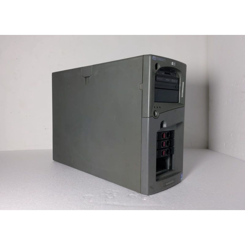 Server Hp Proliant ML150 TowerIntel Xeon Ram 2Gb Ddr2 Hdd 146 X2