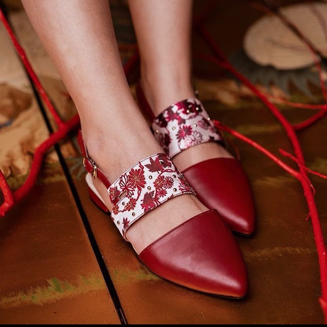 Beijing flat in maroon by Valencia By enrica