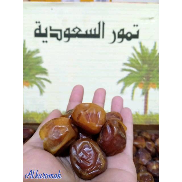 

Kurma madinah sukari ratu legit ukuran 3kg