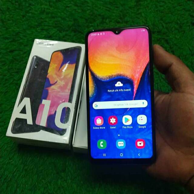 SAMSUNG GALAXY A10 RAM 2 ROM 32.