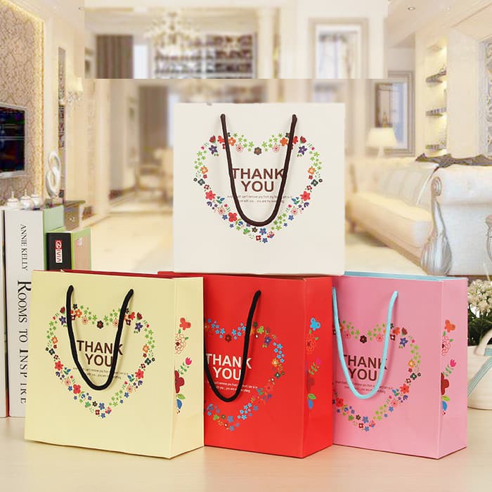 

XL GROSIR KANTONG SOUVENIR, GROSIR PAPER BAG KADO, GROSIR TAS SOUVENIR