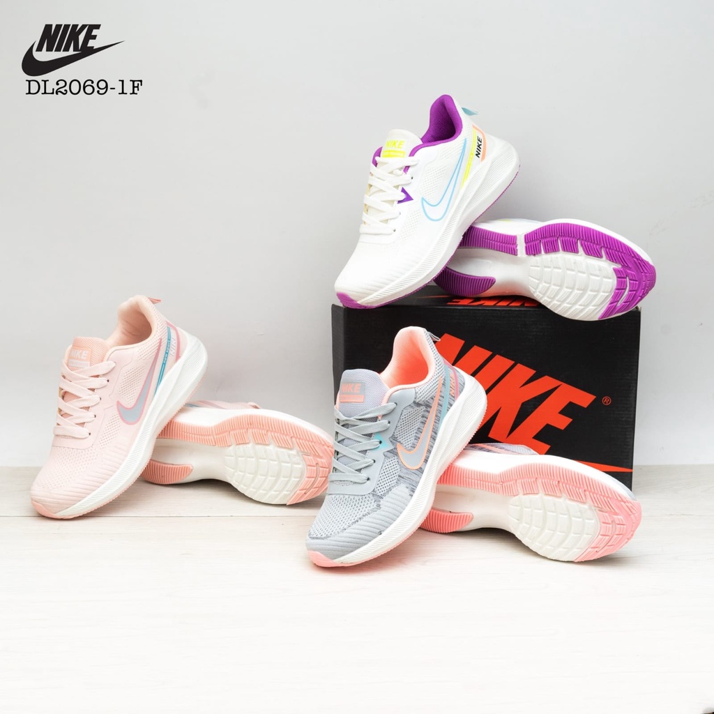 SEPATU CEWEK NIKE DL2069-1F