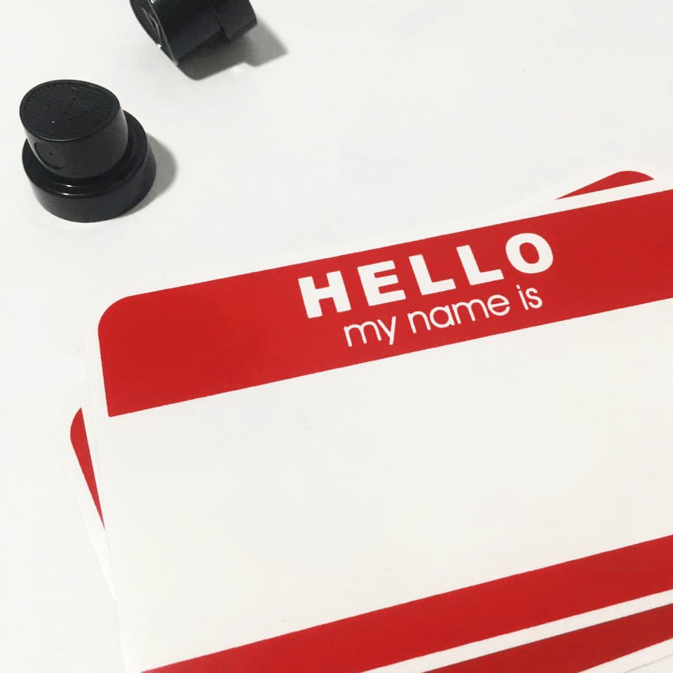 

Stiker Graffiti Hello My name is Sticker Label Nama Bahan Vinyl glossy Warna Merah Terlaris