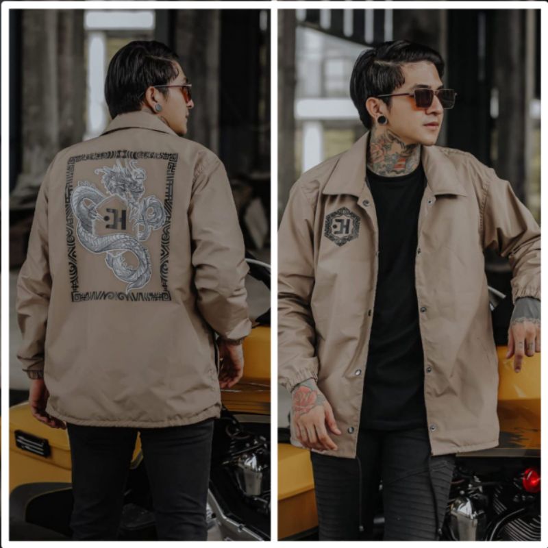 Jaket Pria - Jaket Coach Pria - Jaket Coach warna Cream Naga Silver - Jaket Pria Keren