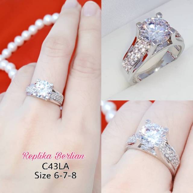 Cincin replika berlian